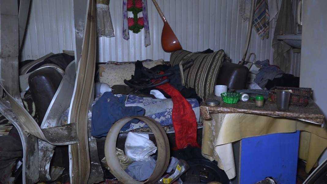 Elinde sigarayla uyuyakalınca ölümden döndü 5